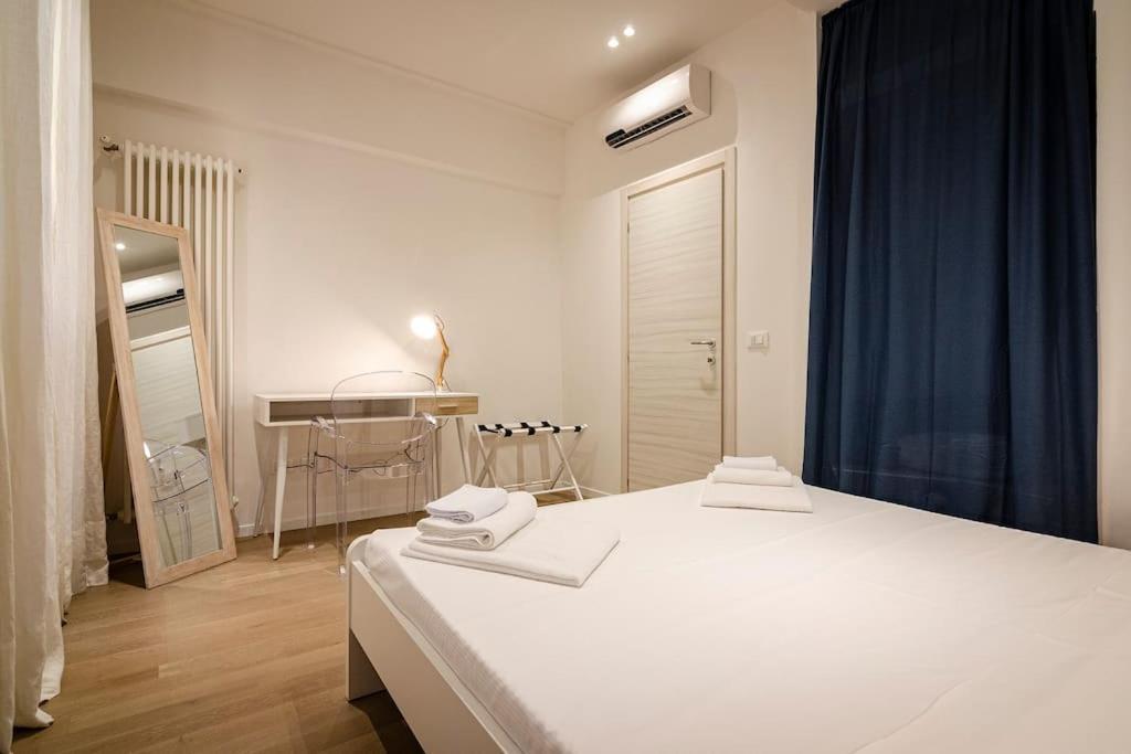 Del Riccio Home, In The Heart Of The City Bologne Extérieur photo